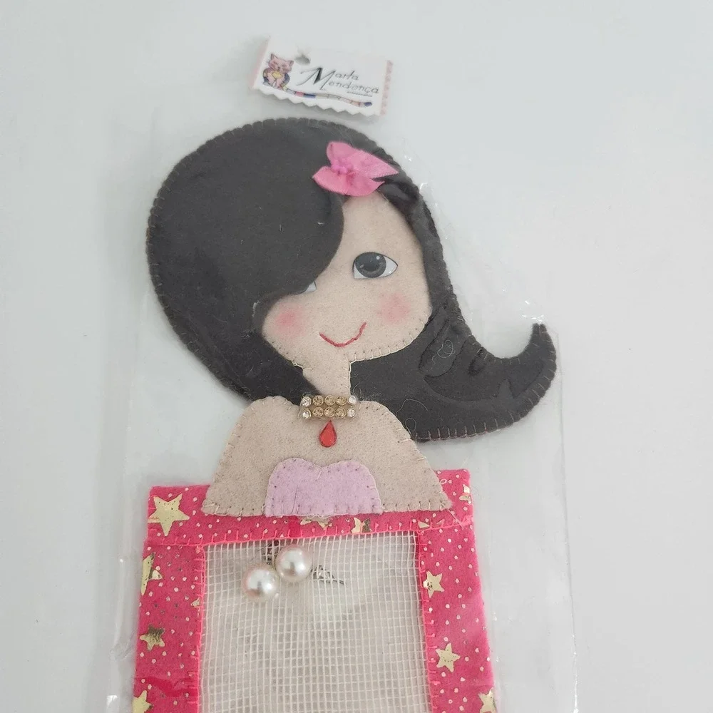 Marta Mendonça Handmade Felt Girl Earring‎ Organizer Pink Star Mesh Wall Hanging